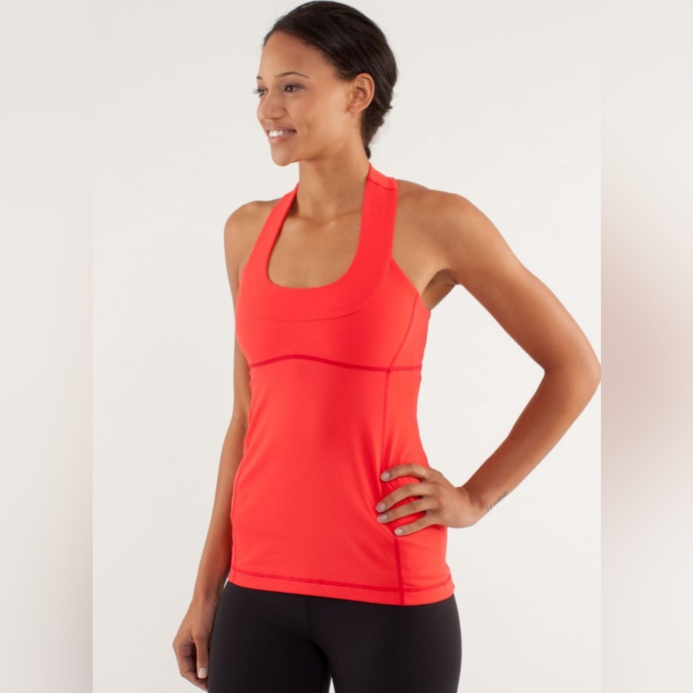 Lululemon Scoop Neck Tank Love Red Size 6 Workout Top with built in Bra